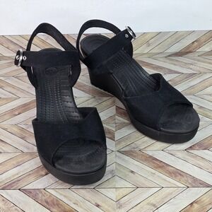 Crocs Leigh II Sandals Women's 10 Black Ankle Strap Buckle Comfort Wedge Shoes